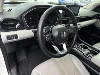 2023 Honda Pilot Touring