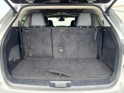 2024 Toyota Highlander Hybrid XLE