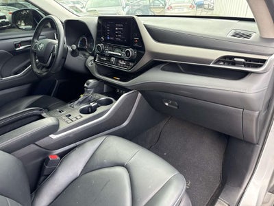 2024 Toyota Highlander Hybrid XLE
