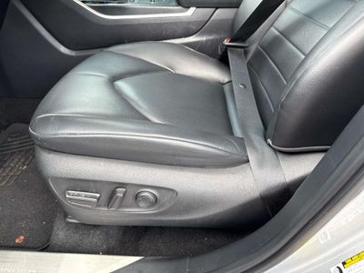 2024 Toyota Highlander Hybrid XLE