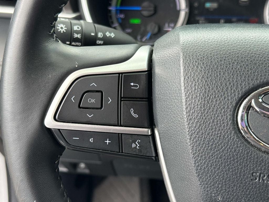 2024 Toyota Highlander Hybrid XLE
