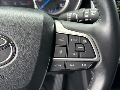 2024 Toyota Highlander Hybrid XLE
