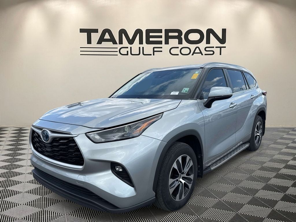 2024 Toyota Highlander Hybrid XLE