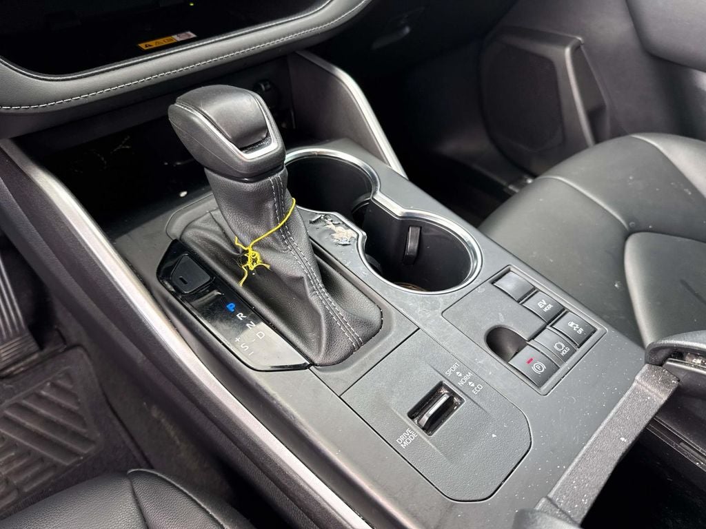 2024 Toyota Highlander Hybrid XLE