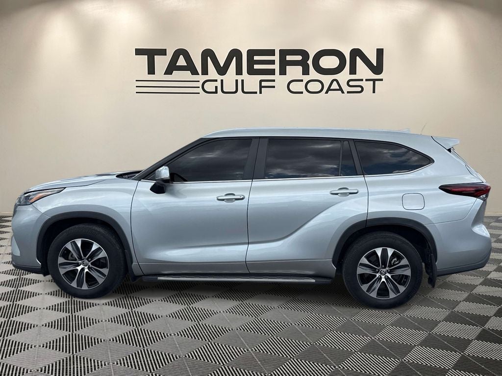2024 Toyota Highlander Hybrid XLE