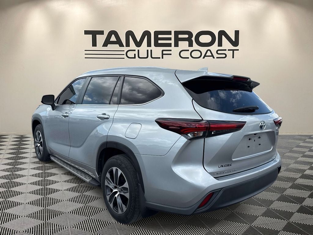 2024 Toyota Highlander Hybrid XLE