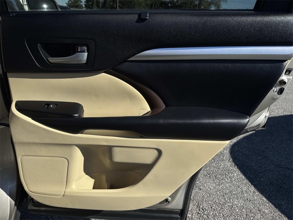 2016 Toyota Highlander XLE V6