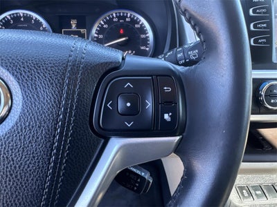 2016 Toyota Highlander XLE V6