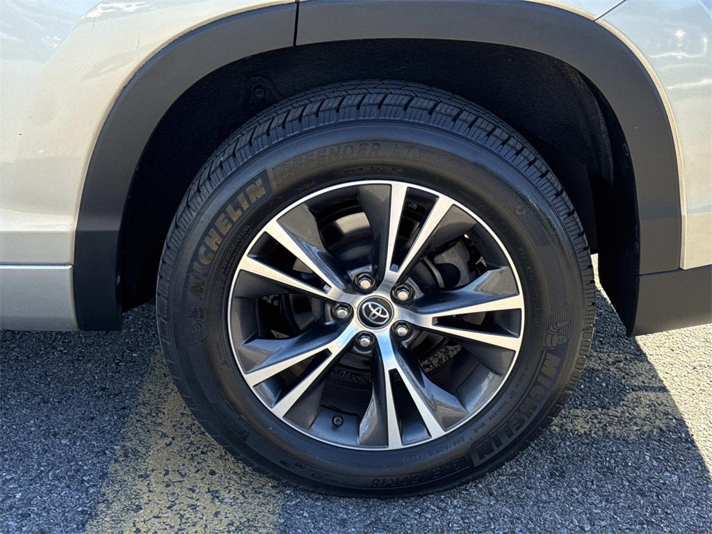 2016 Toyota Highlander XLE V6