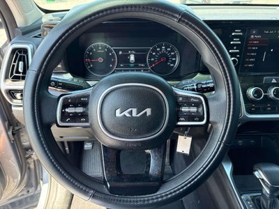 2023 Kia Sorento LX