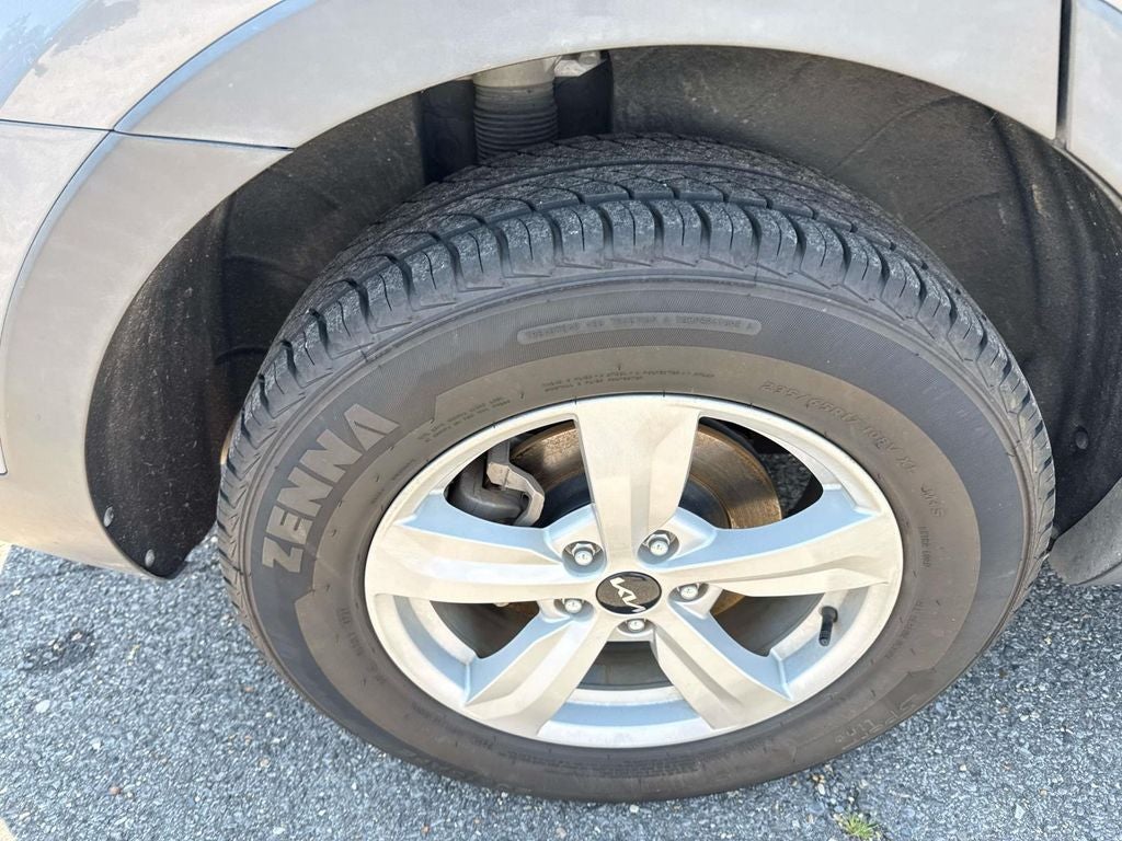 2023 Kia Sorento LX