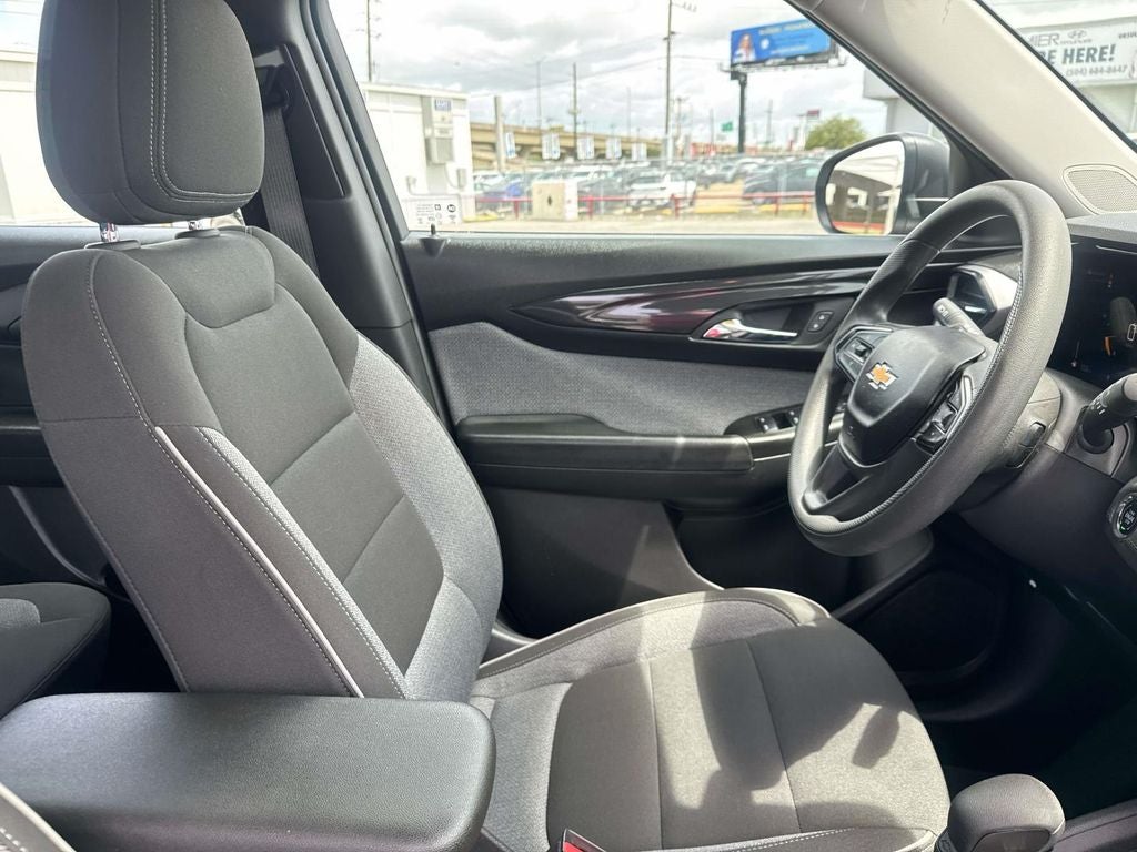 2025 Chevrolet TrailBlazer LS