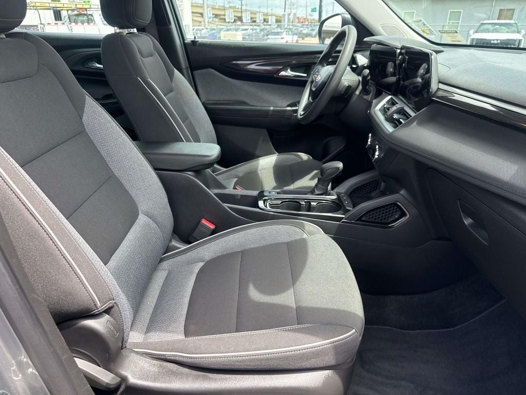 2025 Chevrolet TrailBlazer LS
