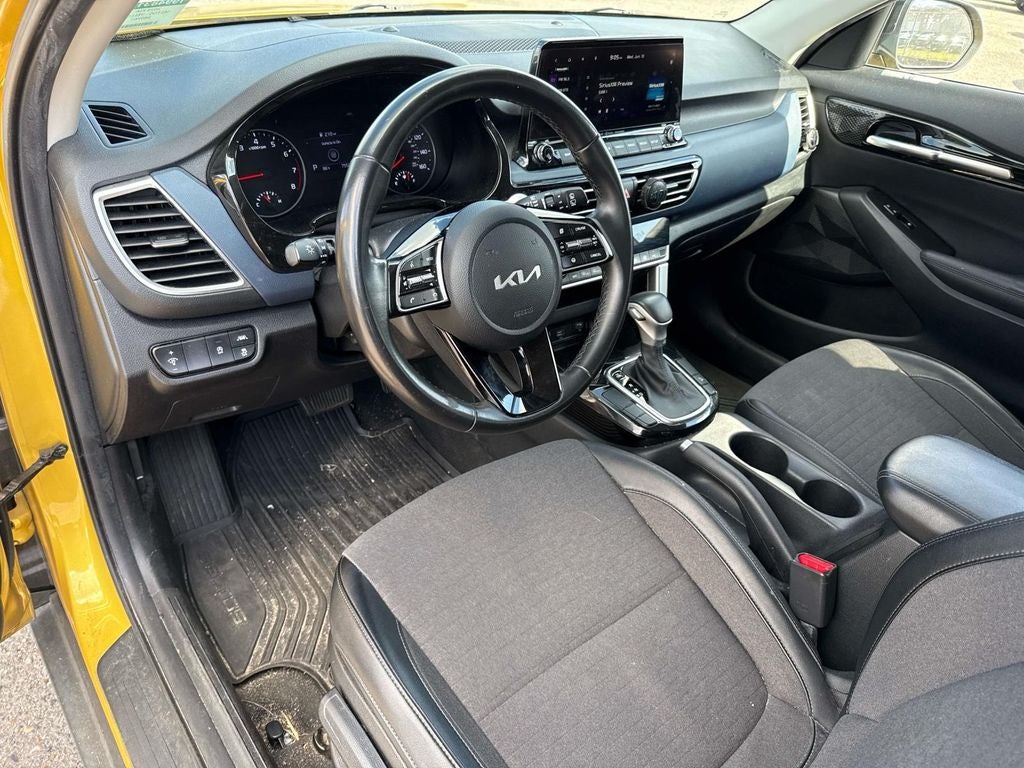 2023 Kia Seltos S