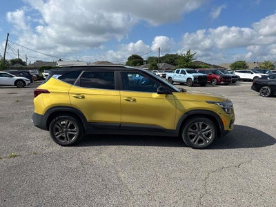 2023 Kia Seltos S