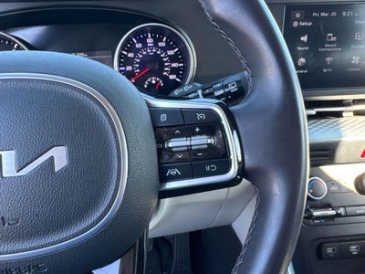 2024 Kia Carnival LX