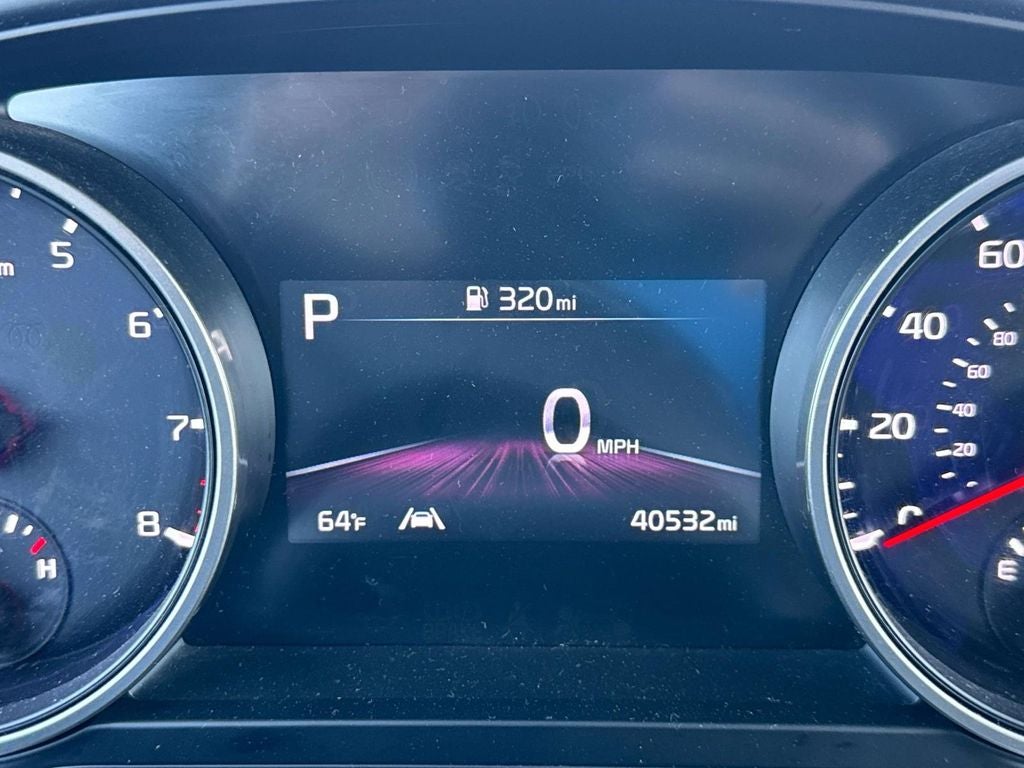 2024 Kia Carnival LX