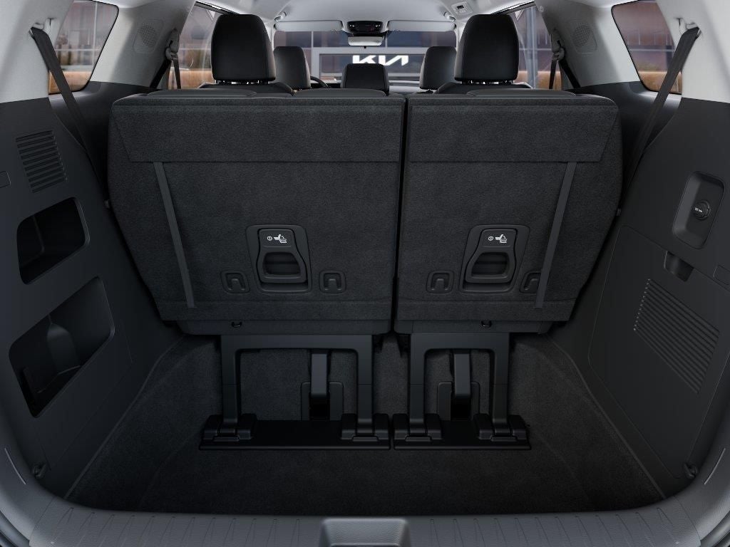 2026 Kia Carnival Base