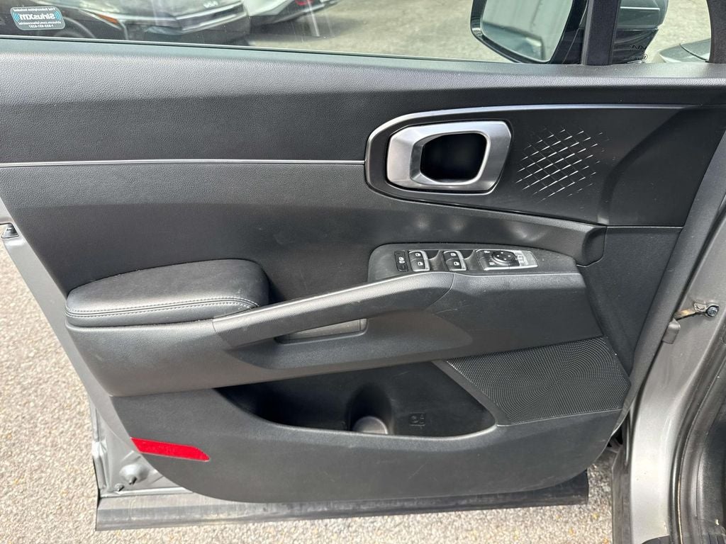 2022 Kia Sorento Hybrid S