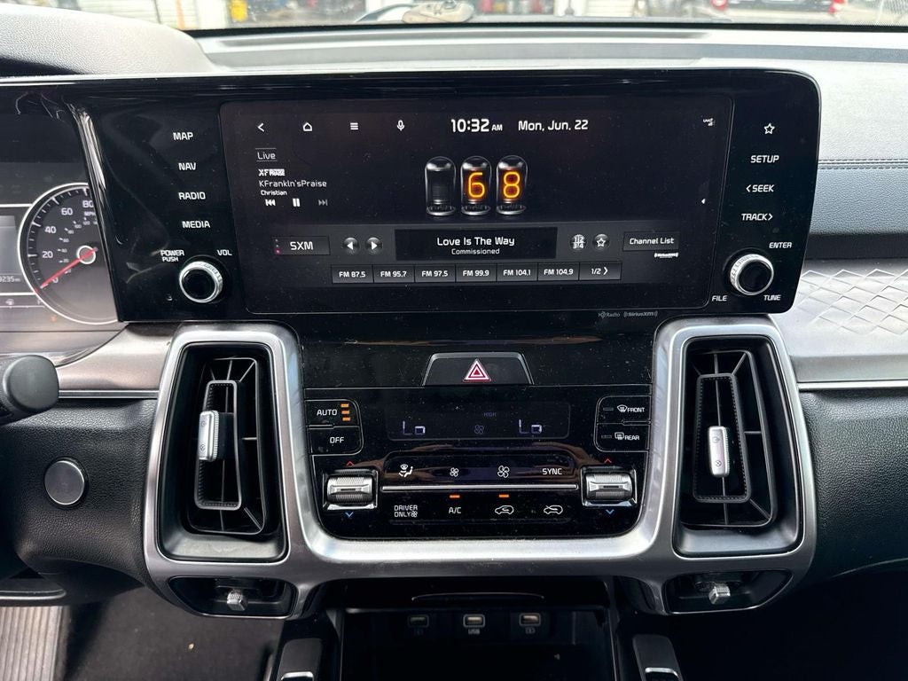 2022 Kia Sorento Hybrid S