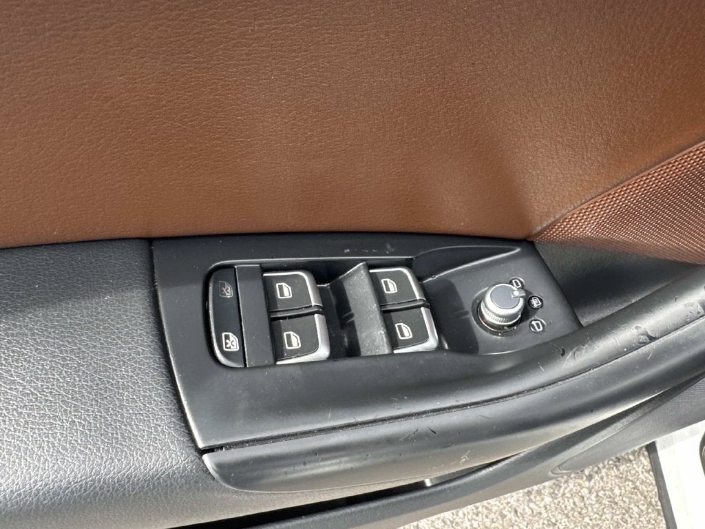 2016 Audi Q3 2.0T Premium Plus FrontTrak