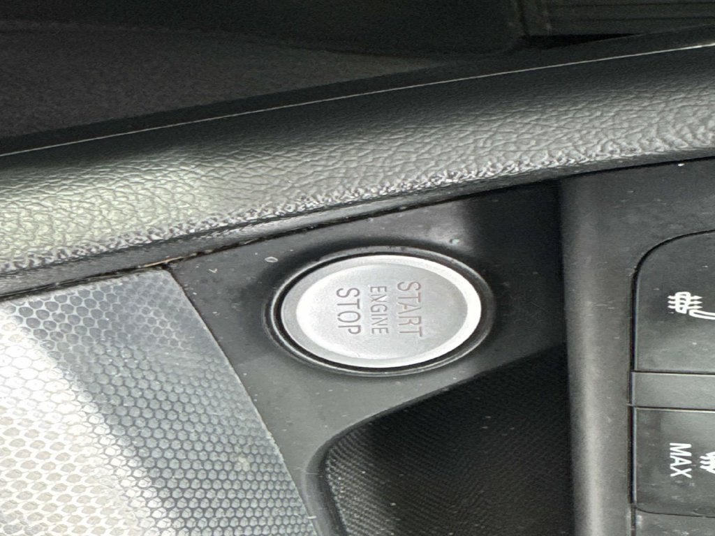 2016 Audi Q3 2.0T Premium Plus FrontTrak