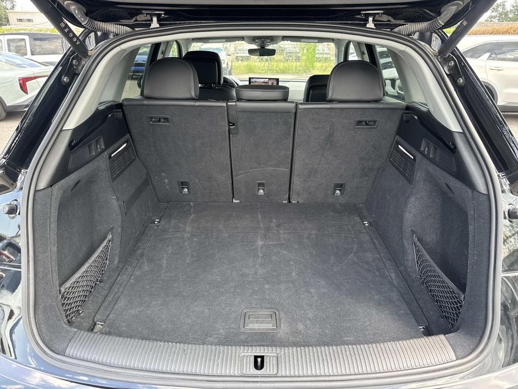 2024 Audi Q5 45 S line Premium quattro
