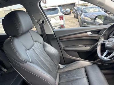 2024 Audi Q5 45 S line Premium quattro