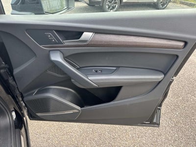 2024 Audi Q5 45 S line Premium quattro