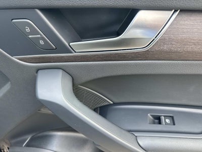 2024 Audi Q5 45 S line Premium quattro