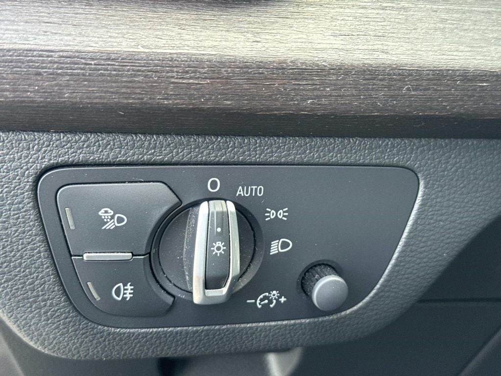 2024 Audi Q5 45 S line Premium quattro
