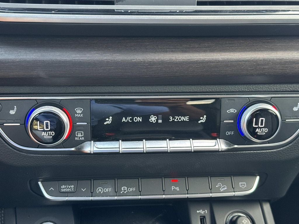 2024 Audi Q5 45 S line Premium quattro