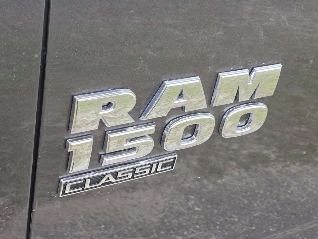 2022 RAM 1500 Classic SLT