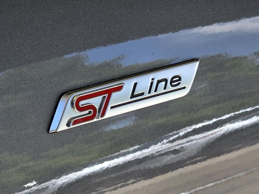 2024 Ford Escape Hybrid ST-Line Select