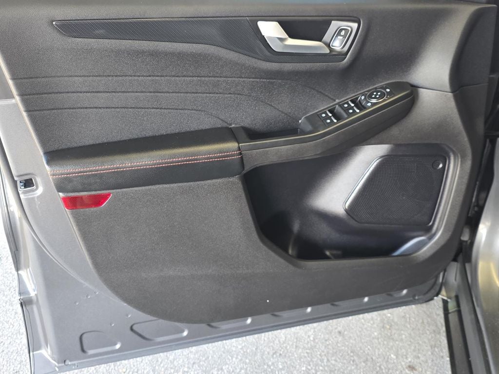 2024 Ford Escape Hybrid ST-Line Select