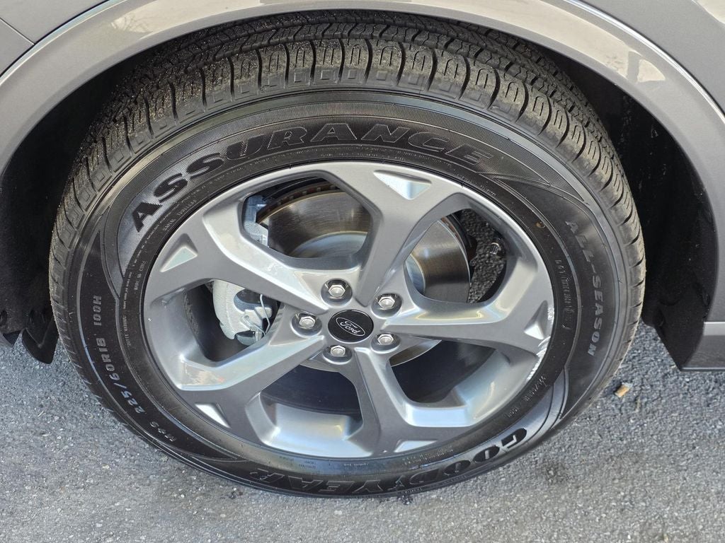2024 Ford Escape Hybrid ST-Line Select