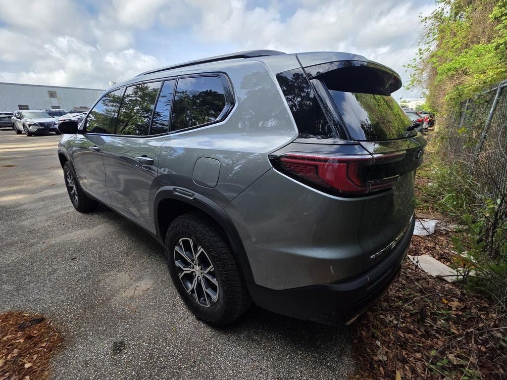 2025 GMC Acadia AT4
