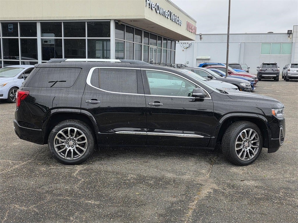 2020 GMC Acadia Denali