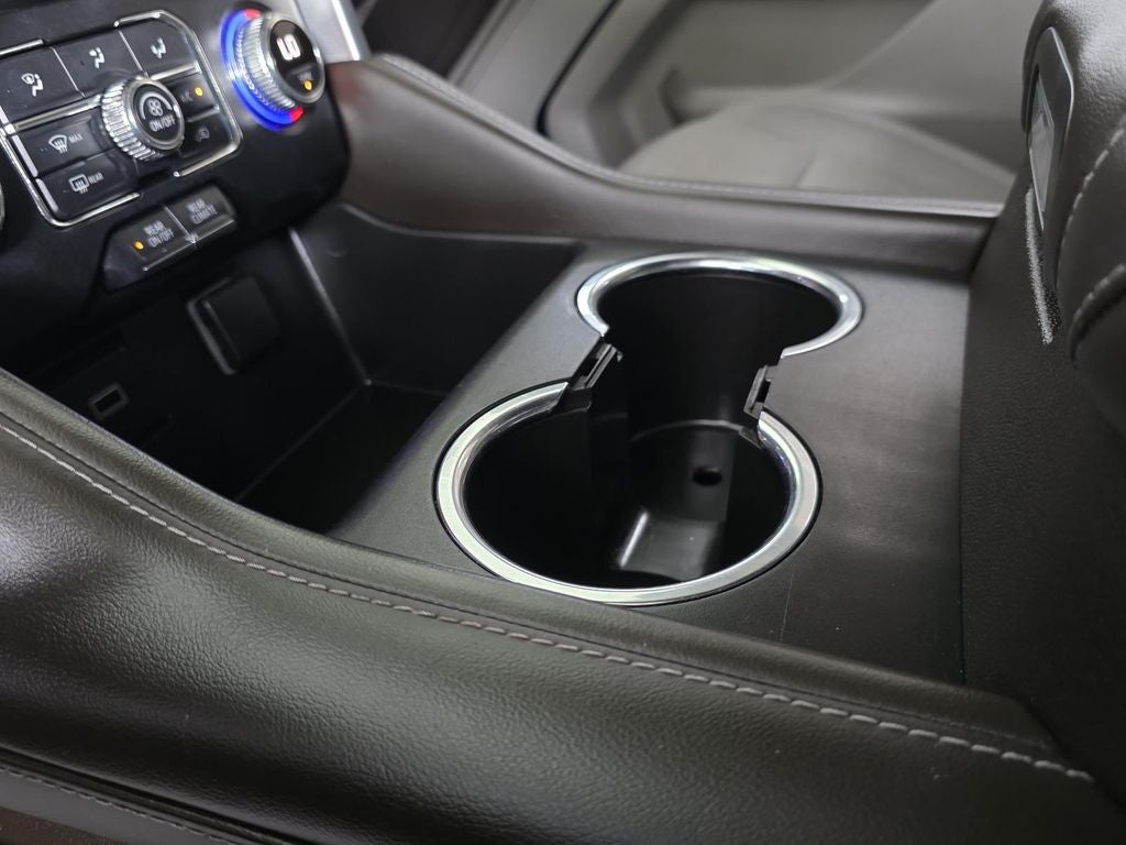 2022 GMC Yukon SLE