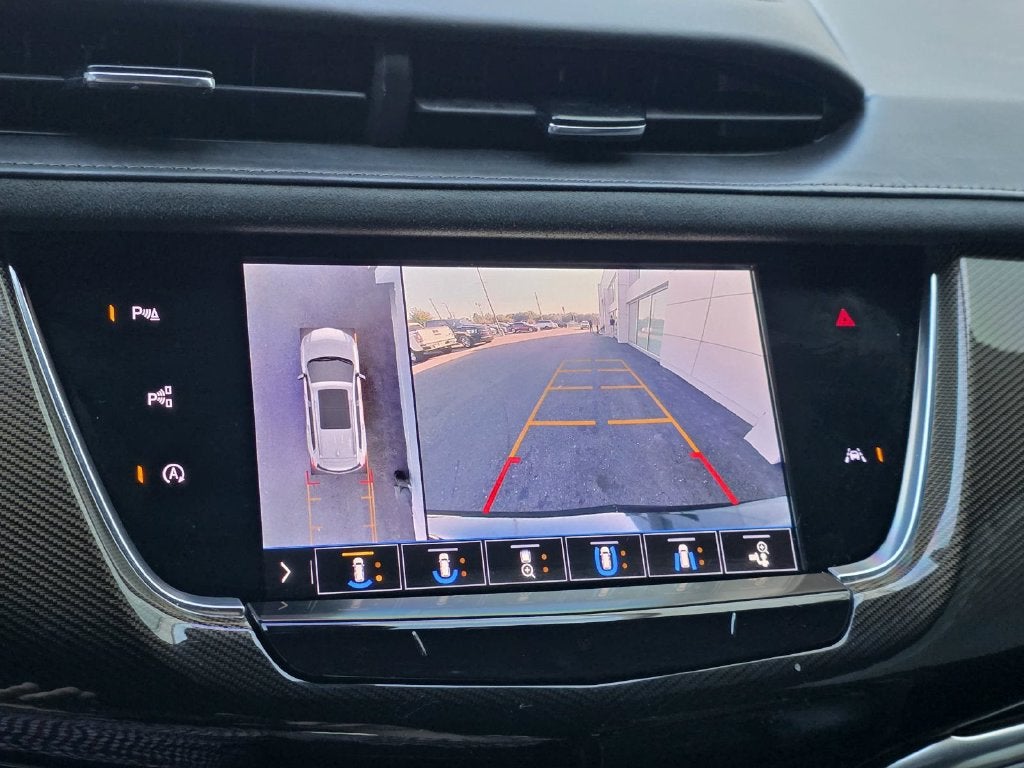 2020 Cadillac XT6 Sport