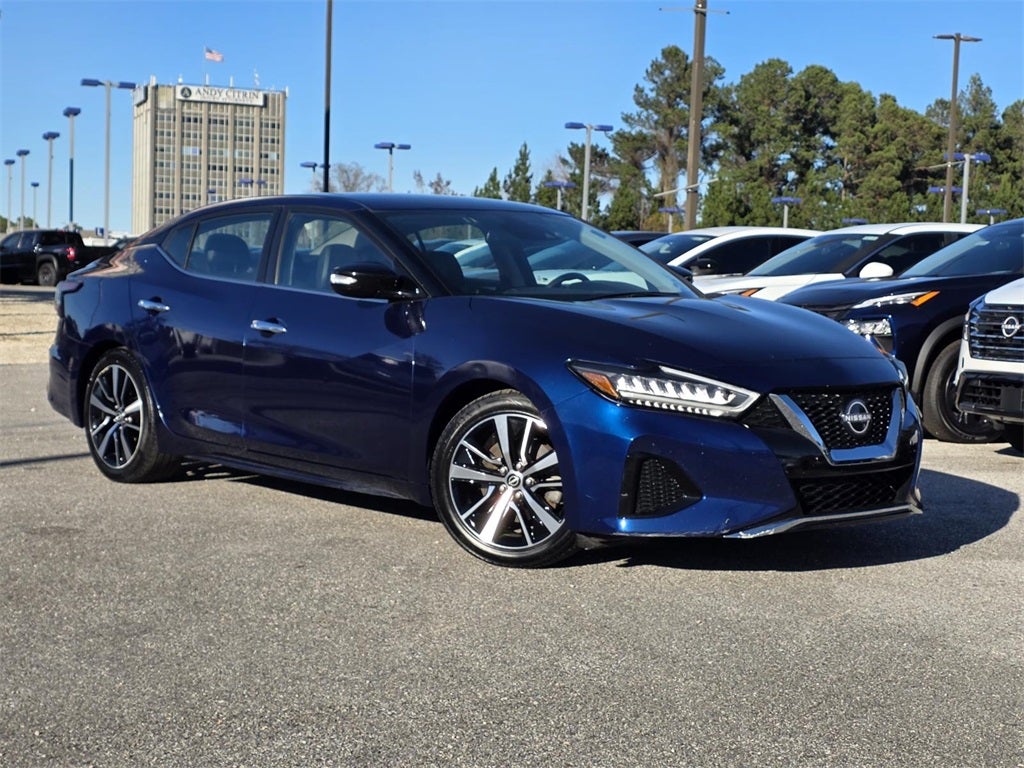 2023 Nissan Maxima SV