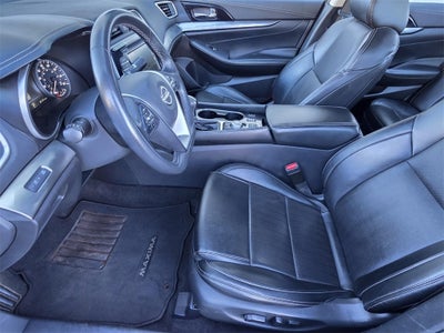 2023 Nissan Maxima SV