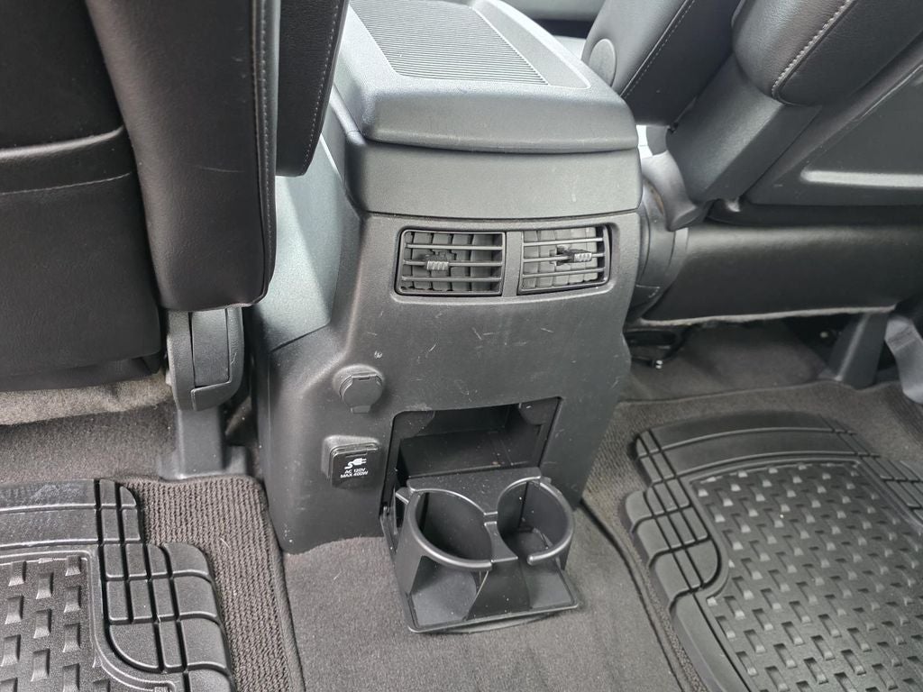 2014 Nissan Titan SL