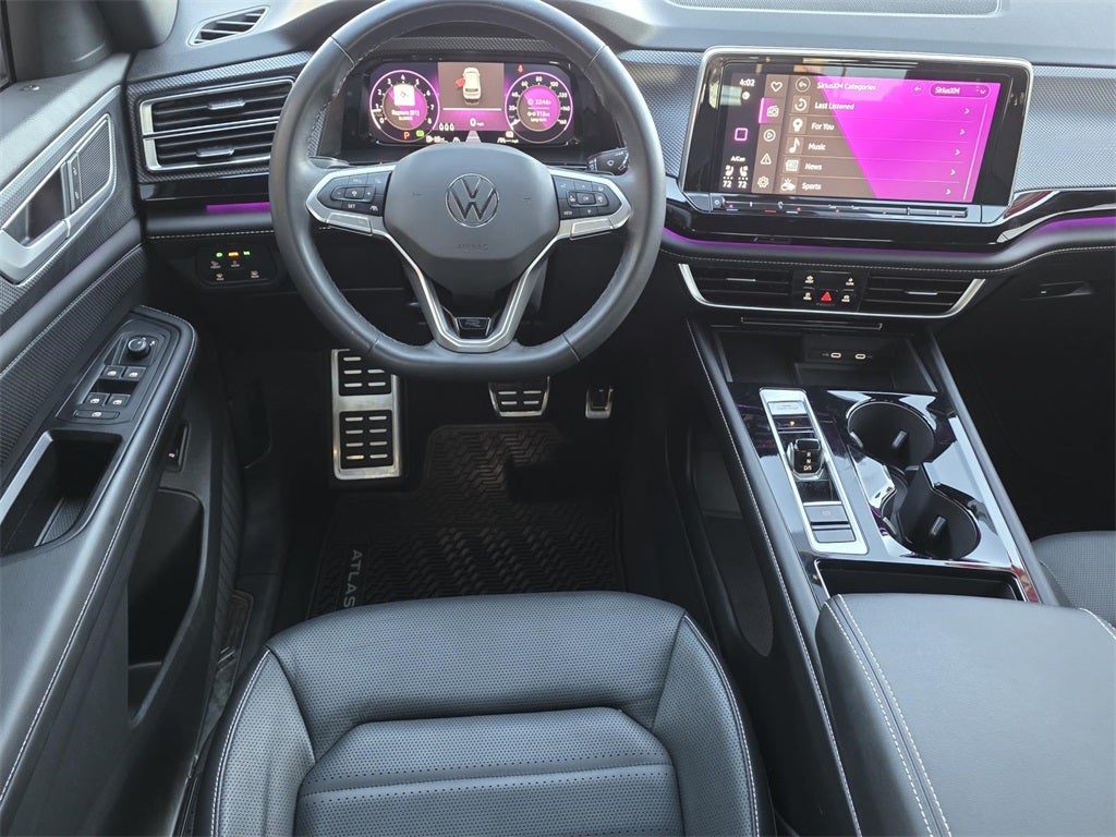2024 Volkswagen Atlas Cross Sport 2.0T SEL R-Line