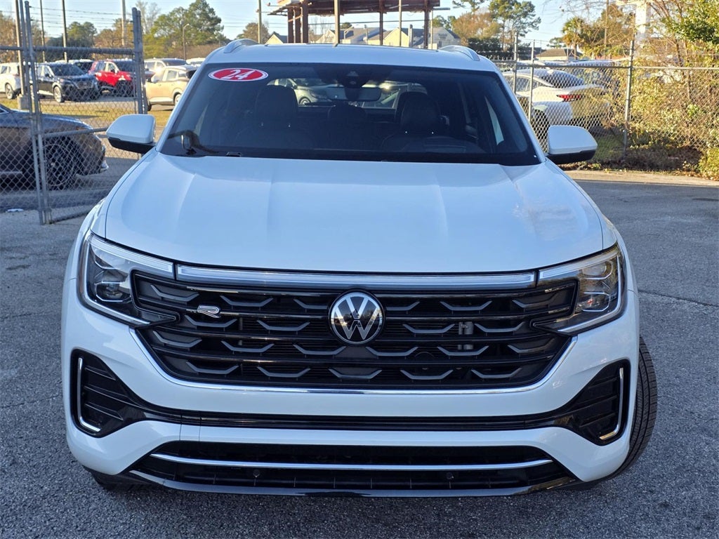 2024 Volkswagen Atlas Cross Sport 2.0T SEL R-Line