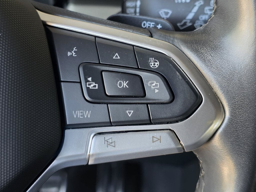 2024 Volkswagen Atlas Cross Sport 2.0T SEL Premium R-Line