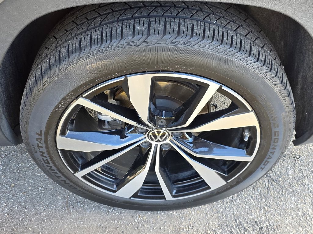 2024 Volkswagen Atlas Cross Sport 2.0T SEL Premium R-Line