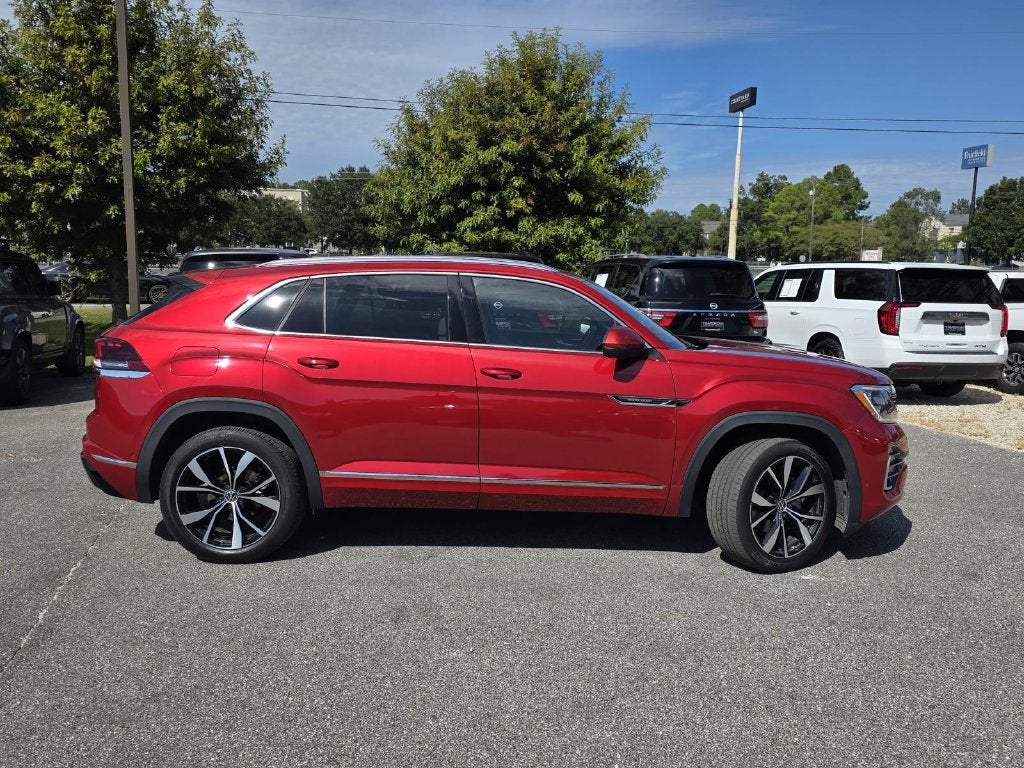 2024 Volkswagen Atlas Cross Sport 2.0T SEL Premium R-Line