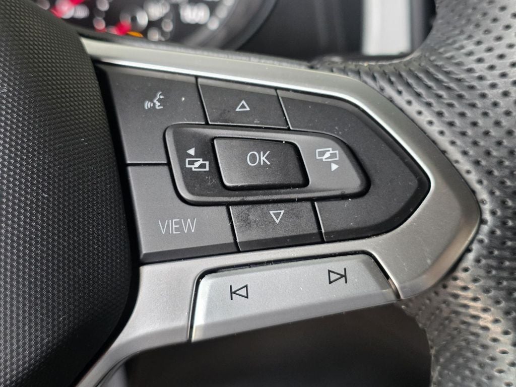 2021 Volkswagen Atlas Cross Sport 3.6L V6 SE w/Technology R-Line