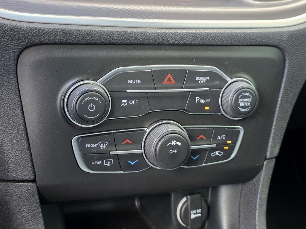 2022 Dodge Charger SXT